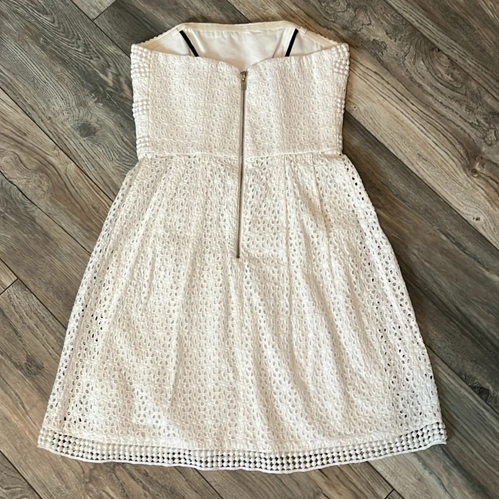 Laundry by Shelli Segal white eyelet dress